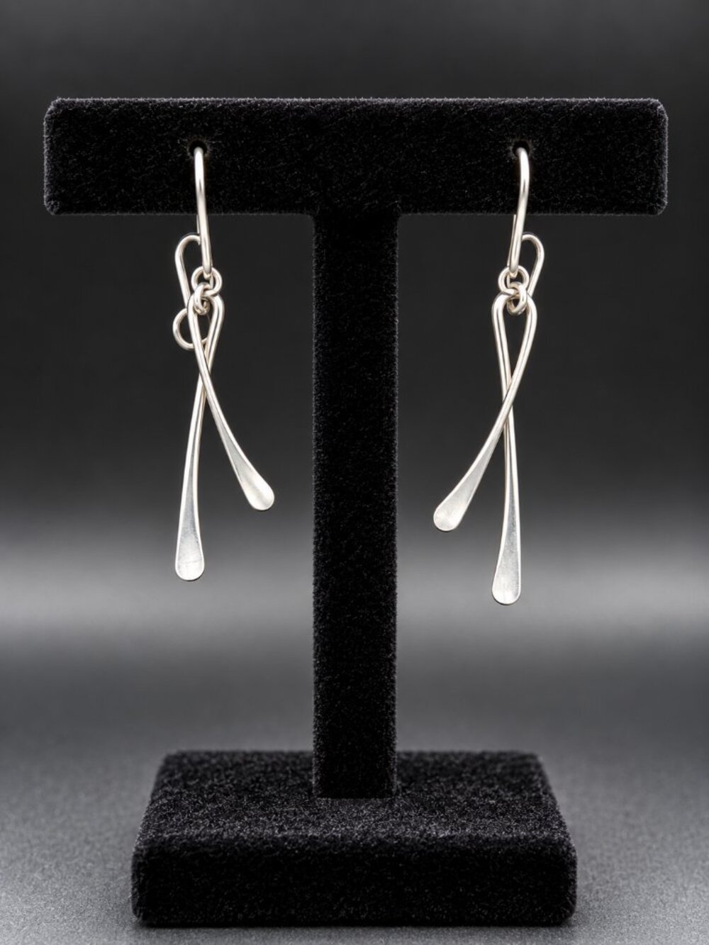 STERLING SILVER RIBBON EARRINGS